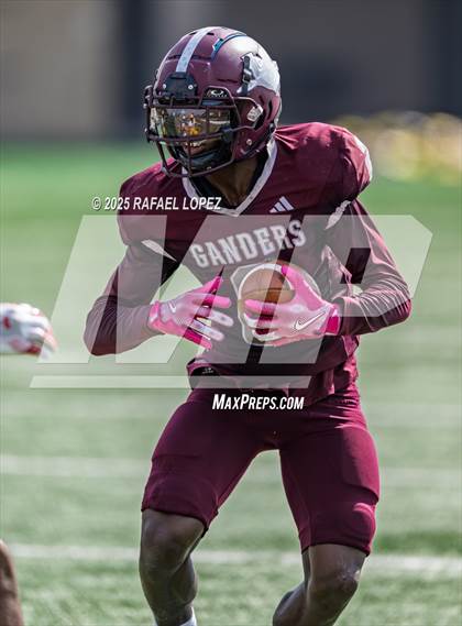 Thumbnail 1 in Fort Bend Marshall @ Lee photogallery.