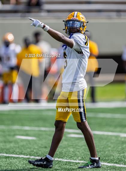 Thumbnail 2 in Fort Bend Marshall @ Lee photogallery.