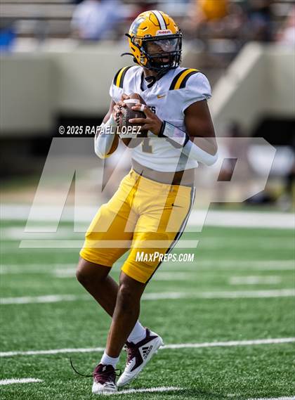 Thumbnail 3 in Fort Bend Marshall @ Lee photogallery.