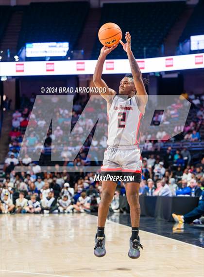 Thumbnail 3 in New Hanover vs North Mecklenburg (NCHSAA 4A Final) photogallery.