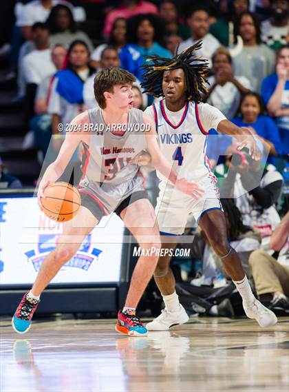 Thumbnail 3 in New Hanover vs North Mecklenburg (NCHSAA 4A Final) photogallery.