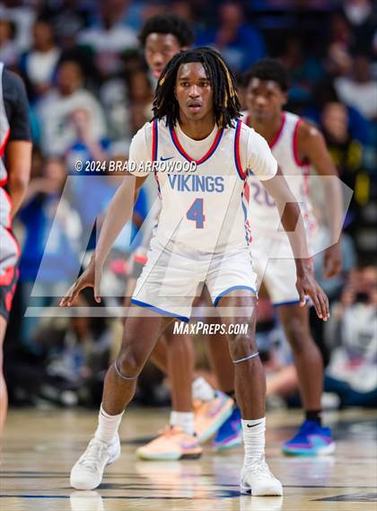 Thumbnail 1 in New Hanover vs North Mecklenburg (NCHSAA 4A Final) photogallery.