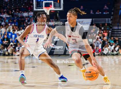 Thumbnail 1 in New Hanover vs North Mecklenburg (NCHSAA 4A Final) photogallery.