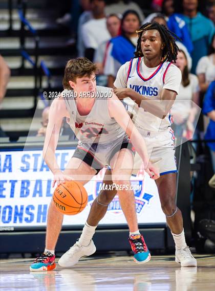 Thumbnail 1 in New Hanover vs North Mecklenburg (NCHSAA 4A Final) photogallery.