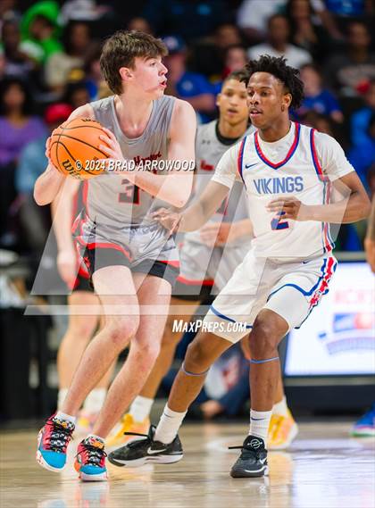 Thumbnail 3 in New Hanover vs North Mecklenburg (NCHSAA 4A Final) photogallery.