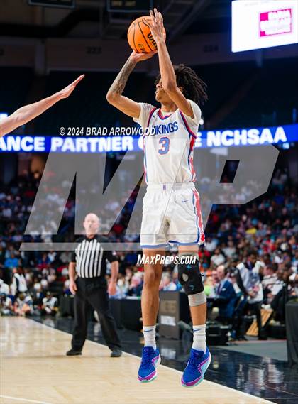 Thumbnail 2 in New Hanover vs North Mecklenburg (NCHSAA 4A Final) photogallery.