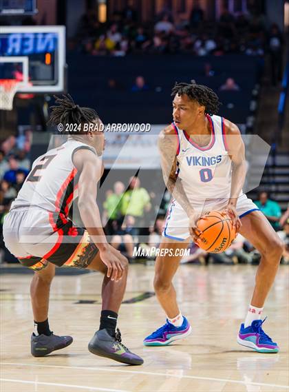 Thumbnail 1 in New Hanover vs North Mecklenburg (NCHSAA 4A Final) photogallery.