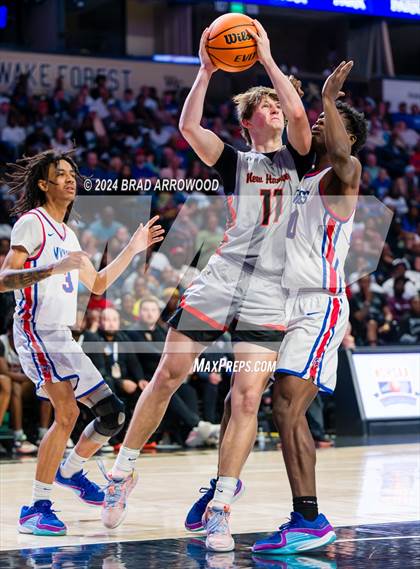 Thumbnail 2 in New Hanover vs North Mecklenburg (NCHSAA 4A Final) photogallery.