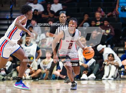 Thumbnail 2 in New Hanover vs North Mecklenburg (NCHSAA 4A Final) photogallery.