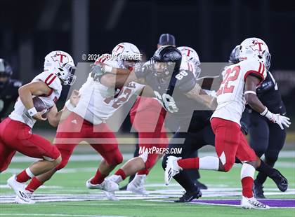Thumbnail 3 in Cypress Park vs. Tomball (UIL 6A D2 Bi-District Playoff) photogallery.
