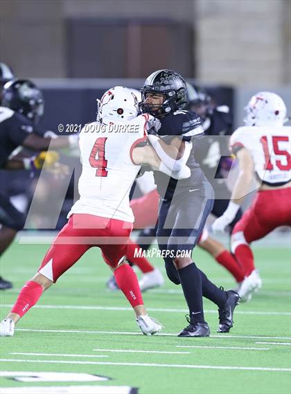 Thumbnail 3 in Cypress Park vs. Tomball (UIL 6A D2 Bi-District Playoff) photogallery.