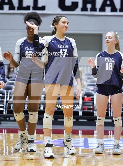 Thumbnail 3 in Tompkins vs. Keller (UIL 6A Semifinal) photogallery.