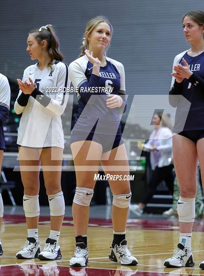 Thumbnail 1 in Tompkins vs. Keller (UIL 6A Semifinal) photogallery.