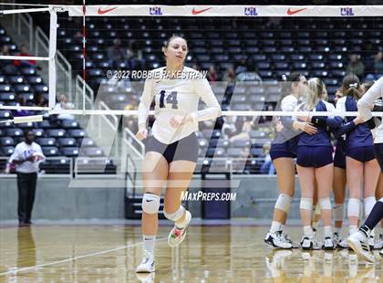 Thumbnail 3 in Tompkins vs. Keller (UIL 6A Semifinal) photogallery.