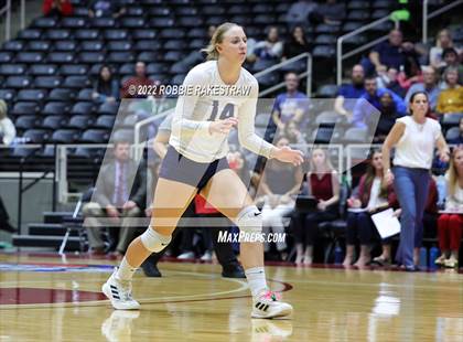 Thumbnail 2 in Tompkins vs. Keller (UIL 6A Semifinal) photogallery.