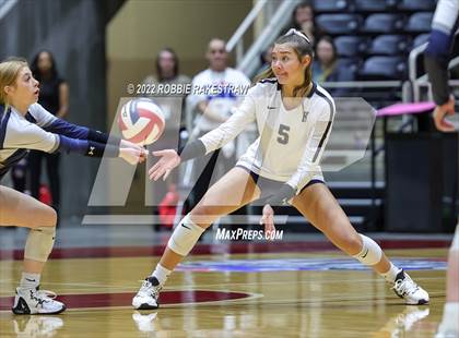 Thumbnail 1 in Tompkins vs. Keller (UIL 6A Semifinal) photogallery.