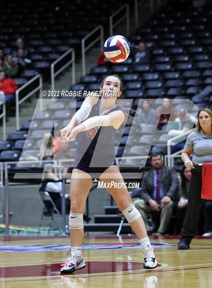 Thumbnail 1 in Tompkins vs. Keller (UIL 6A Semifinal) photogallery.