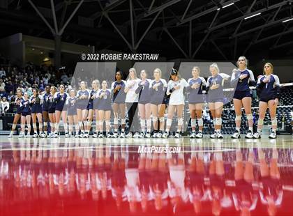 Thumbnail 2 in Tompkins vs. Keller (UIL 6A Semifinal) photogallery.