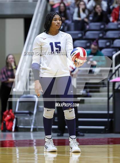 Thumbnail 2 in Tompkins vs. Keller (UIL 6A Semifinal) photogallery.