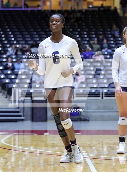 Thumbnail 3 in Tompkins vs. Keller (UIL 6A Semifinal) photogallery.