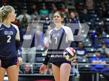 Thumbnail 3 in Tompkins vs. Keller (UIL 6A Semifinal) photogallery.