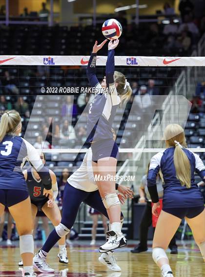 Thumbnail 3 in Tompkins vs. Keller (UIL 6A Semifinal) photogallery.