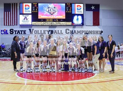 Thumbnail 1 in Tompkins vs. Keller (UIL 6A Semifinal) photogallery.
