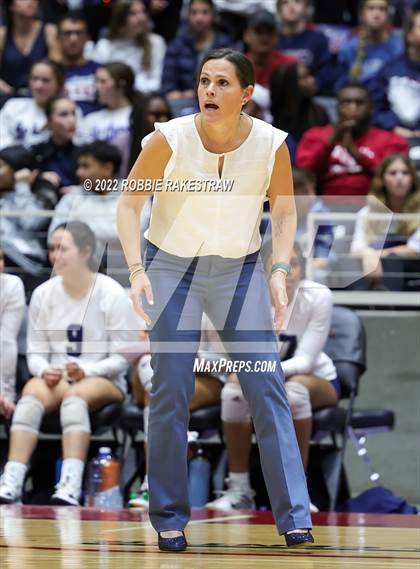 Thumbnail 3 in Tompkins vs. Keller (UIL 6A Semifinal) photogallery.