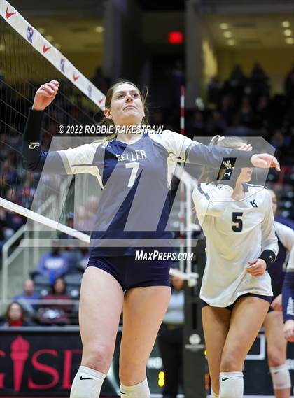 Thumbnail 3 in Tompkins vs. Keller (UIL 6A Semifinal) photogallery.