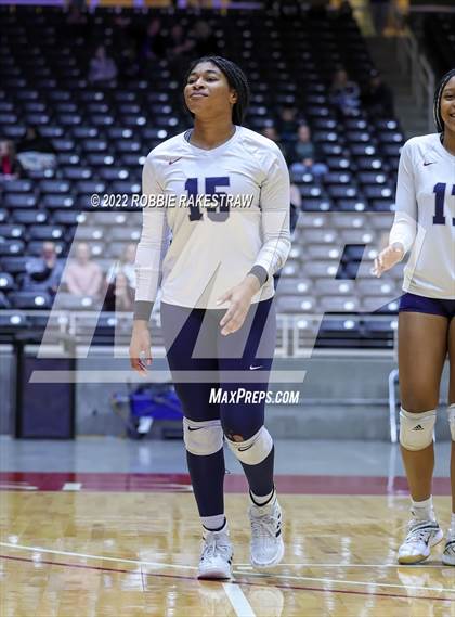 Thumbnail 1 in Tompkins vs. Keller (UIL 6A Semifinal) photogallery.