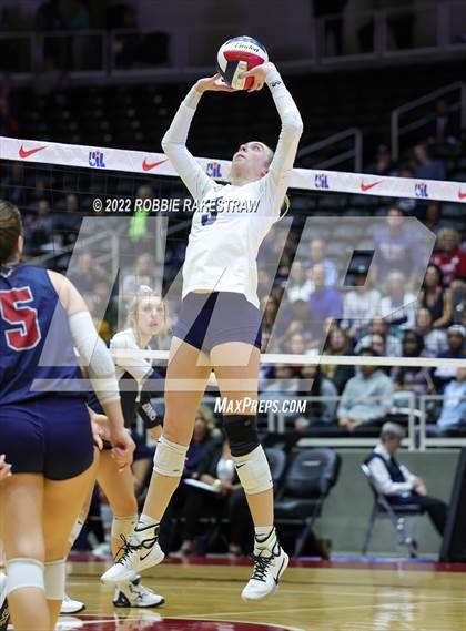 Thumbnail 1 in Tompkins vs. Keller (UIL 6A Semifinal) photogallery.