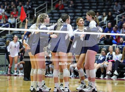Thumbnail 3 in Tompkins vs. Keller (UIL 6A Semifinal) photogallery.