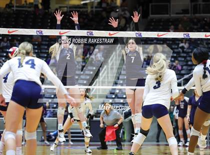 Thumbnail 3 in Tompkins vs. Keller (UIL 6A Semifinal) photogallery.