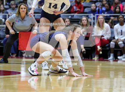 Thumbnail 3 in Tompkins vs. Keller (UIL 6A Semifinal) photogallery.