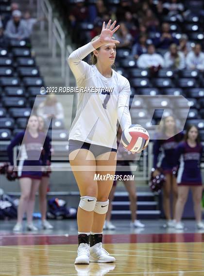 Thumbnail 1 in Tompkins vs. Keller (UIL 6A Semifinal) photogallery.