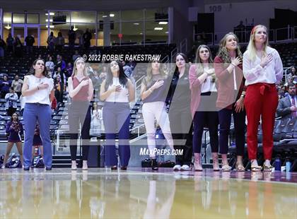 Thumbnail 1 in Tompkins vs. Keller (UIL 6A Semifinal) photogallery.