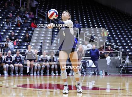 Thumbnail 1 in Tompkins vs. Keller (UIL 6A Semifinal) photogallery.