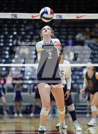 Thumbnail 2 in Tompkins vs. Keller (UIL 6A Semifinal) photogallery.