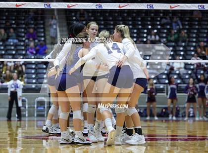 Thumbnail 3 in Tompkins vs. Keller (UIL 6A Semifinal) photogallery.