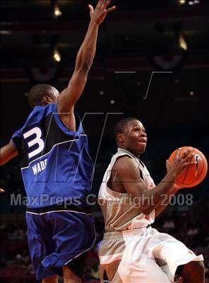 Thumbnail 2 in Jordan Brand Classic: Regional Game @ the Garden photogallery.