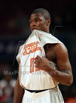 Thumbnail 3 in Jordan Brand Classic: Regional Game @ the Garden photogallery.