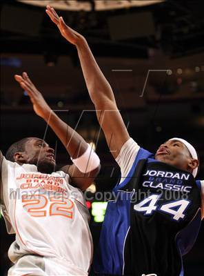 Thumbnail 3 in Jordan Brand Classic: Regional Game @ the Garden photogallery.