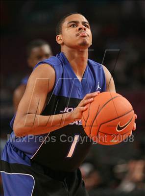Thumbnail 2 in Jordan Brand Classic: Regional Game @ the Garden photogallery.