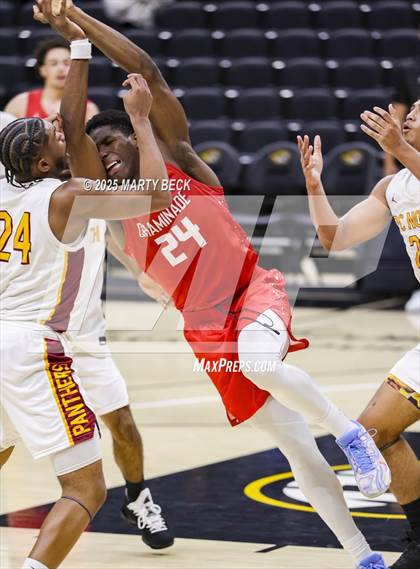 Thumbnail 2 in Putnam City North vs Chaminade (Norm Stewart Classic) photogallery.