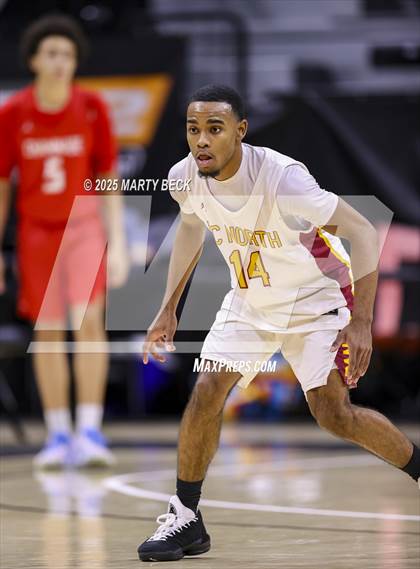 Thumbnail 2 in Putnam City North vs Chaminade (Norm Stewart Classic) photogallery.