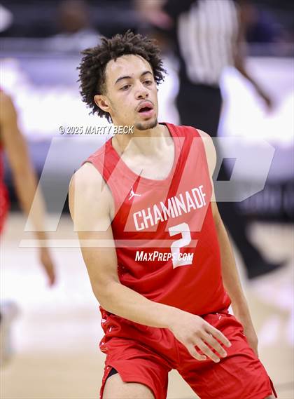 Thumbnail 3 in Putnam City North vs Chaminade (Norm Stewart Classic) photogallery.