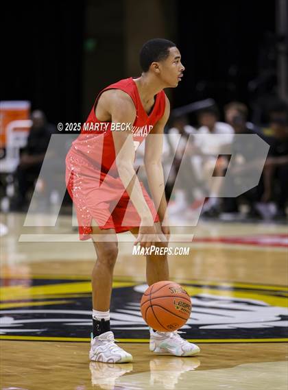 Thumbnail 2 in Putnam City North vs Chaminade (Norm Stewart Classic) photogallery.