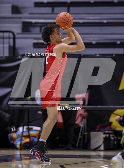 Thumbnail 1 in Putnam City North vs Chaminade (Norm Stewart Classic) photogallery.