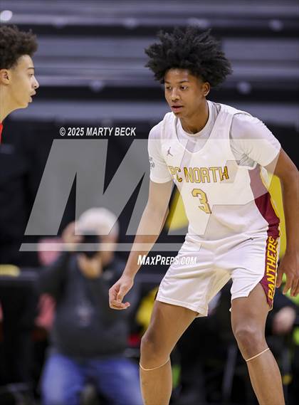 Thumbnail 3 in Putnam City North vs Chaminade (Norm Stewart Classic) photogallery.