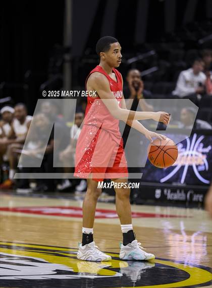 Thumbnail 1 in Putnam City North vs Chaminade (Norm Stewart Classic) photogallery.